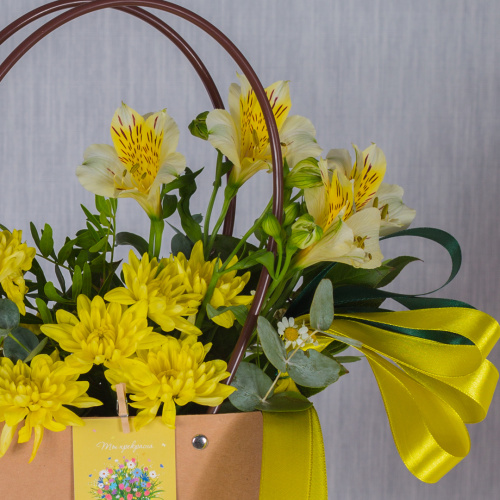 Сумочка с альстромерией и хризантемой "Бабье лето" арт. 38368Дв