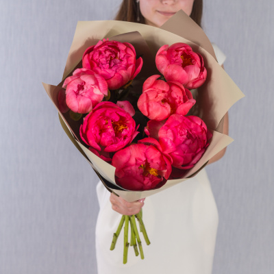 Букет из 7 пионов Корал шарм. 50580-Кор