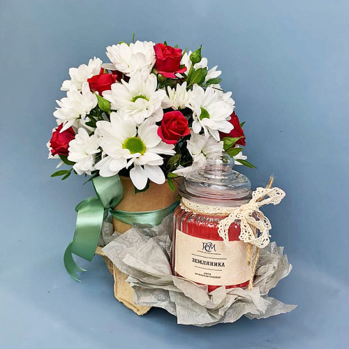 Сет "Романтичный". Набор стаканчик с цветами и аромасвечой в банке арт. 70191