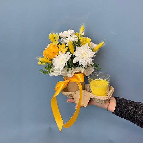 Сет "Солнечный". Набор стаканчики с цветами и аромасвечой арт. 70337