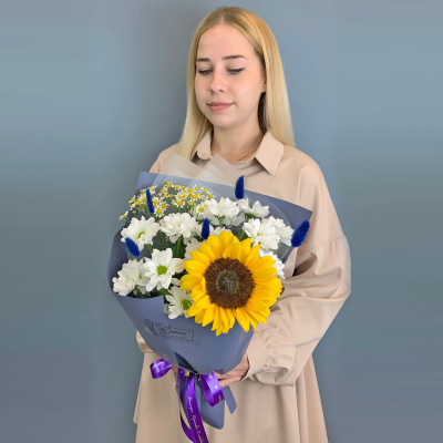 Букет с подсолнухом N 84694